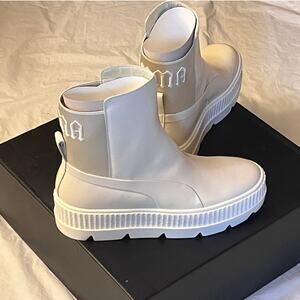 Puma Fenty by Rihanna Chelsea Sneaker Boot Vanilla Ice Size: 10.5 - NEW w/Box